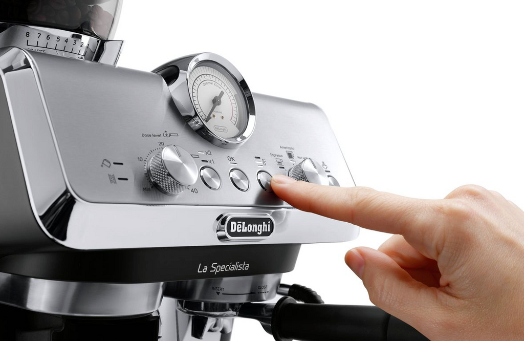 Delonghi - La Specialista Arte Manual Pump Espresso Machine - EC9155.MB