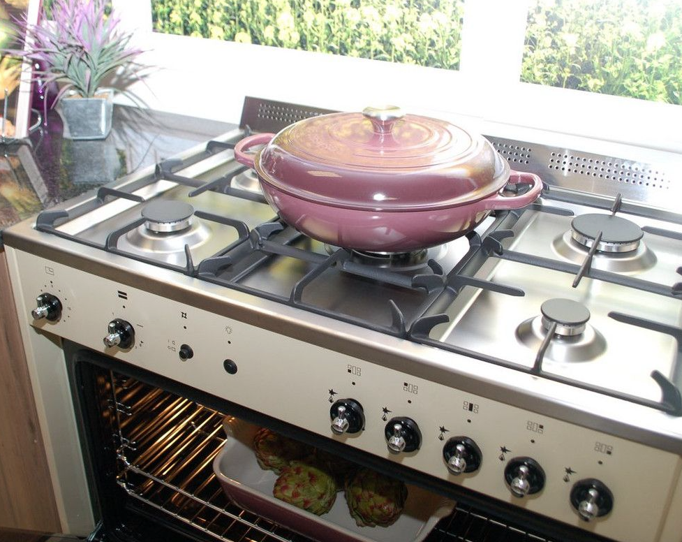 La Germania Rustica Full Gas Stove 5 Gas Burners Gas oven & Gas Grill Cream